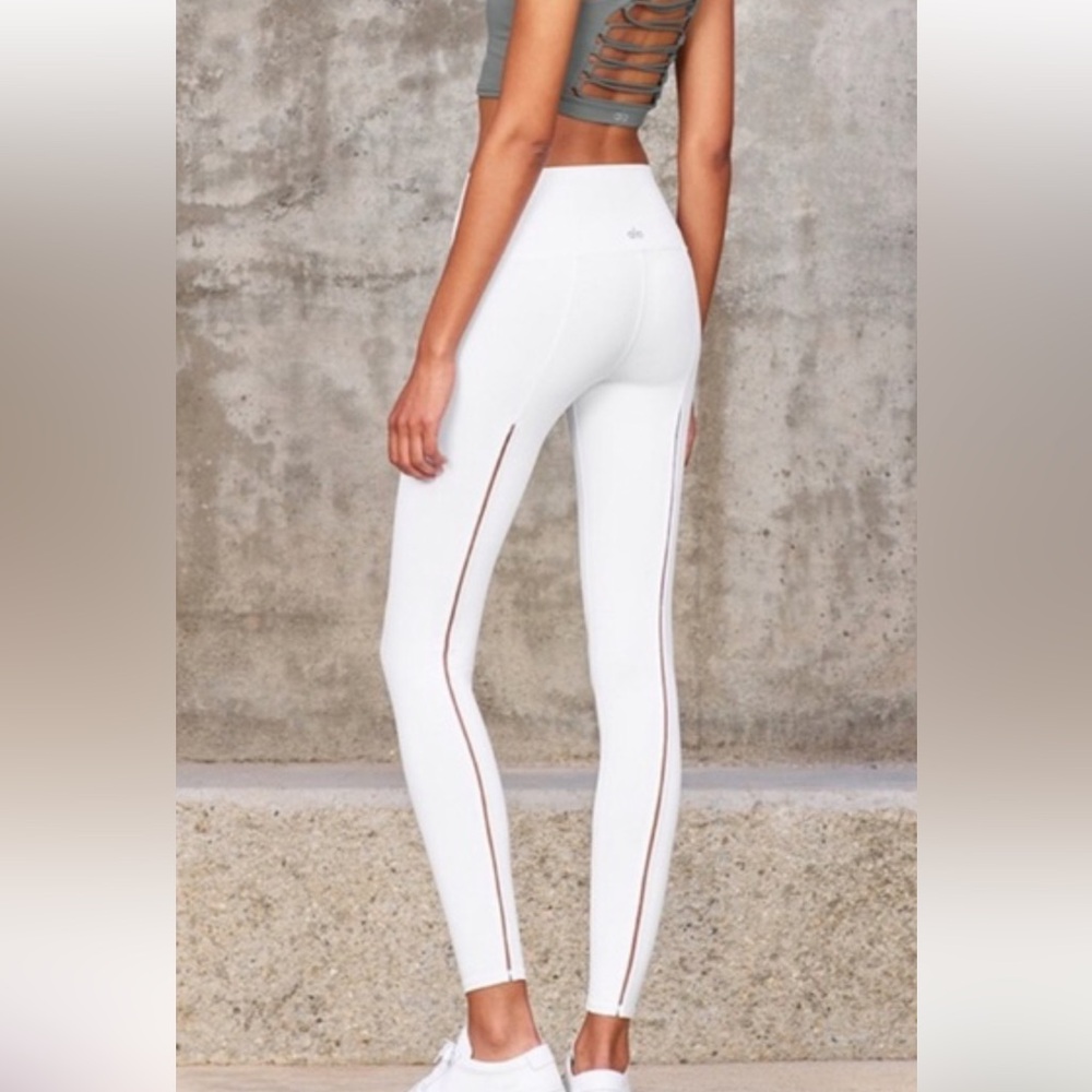 ALO Yoga White Leggings